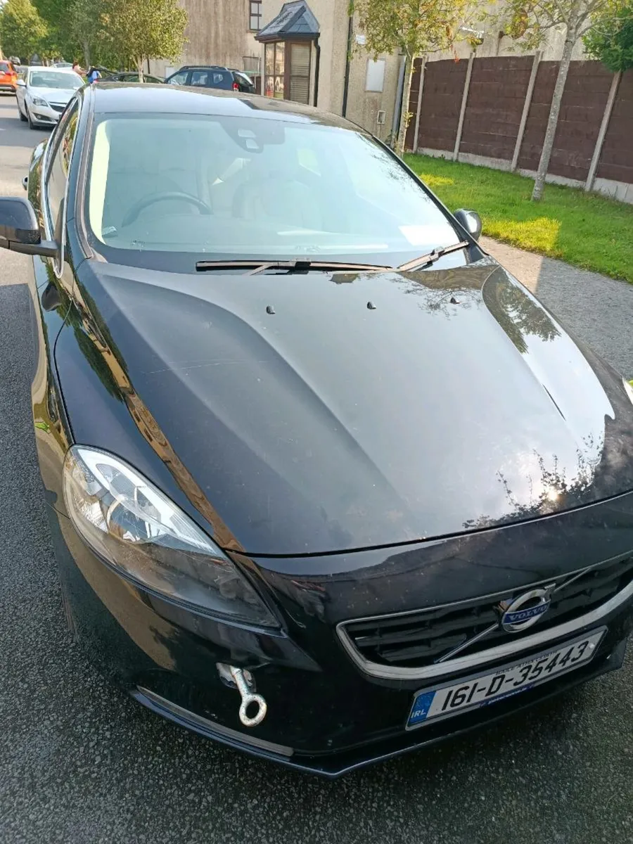 Volvo v40 - Image 3