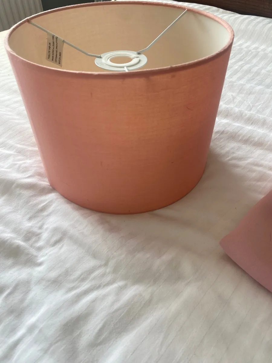 Pink bedroom short curtains and light shade - Image 1