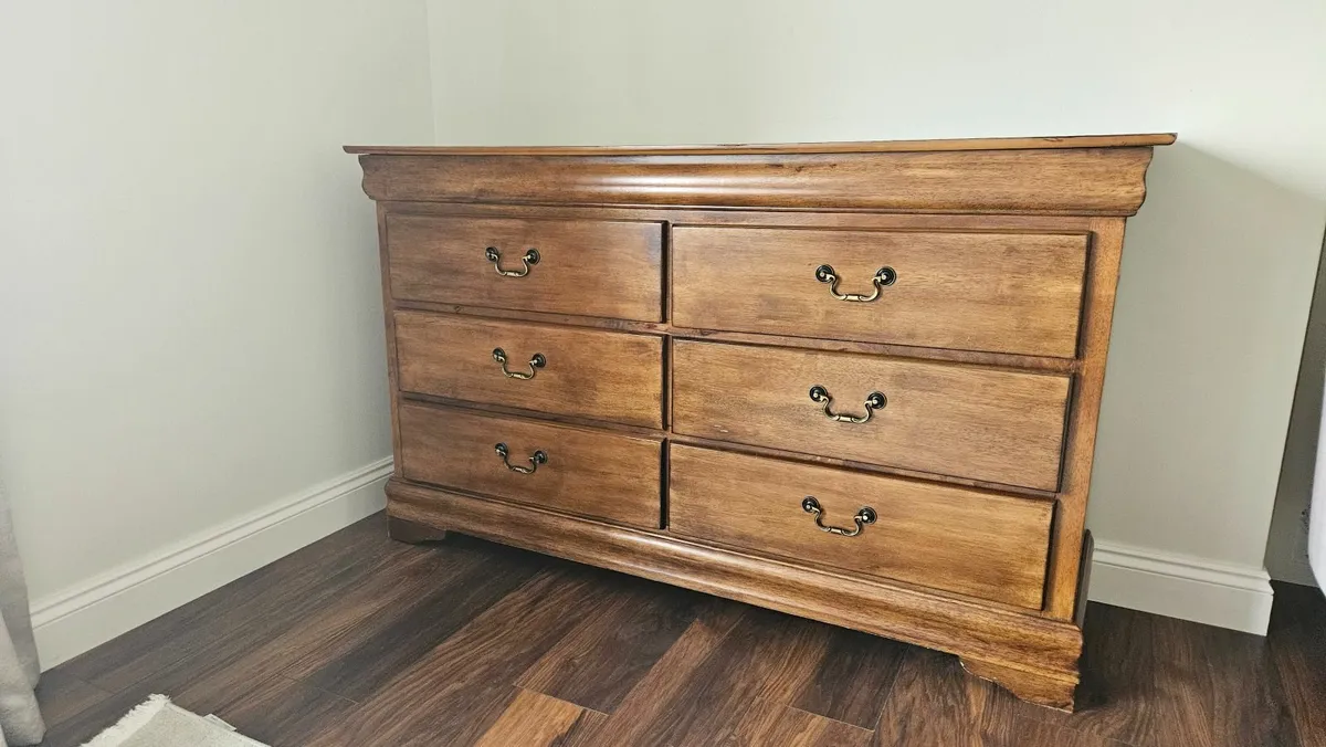 Bedside Lockers and Chest of Drawers - Image 1
