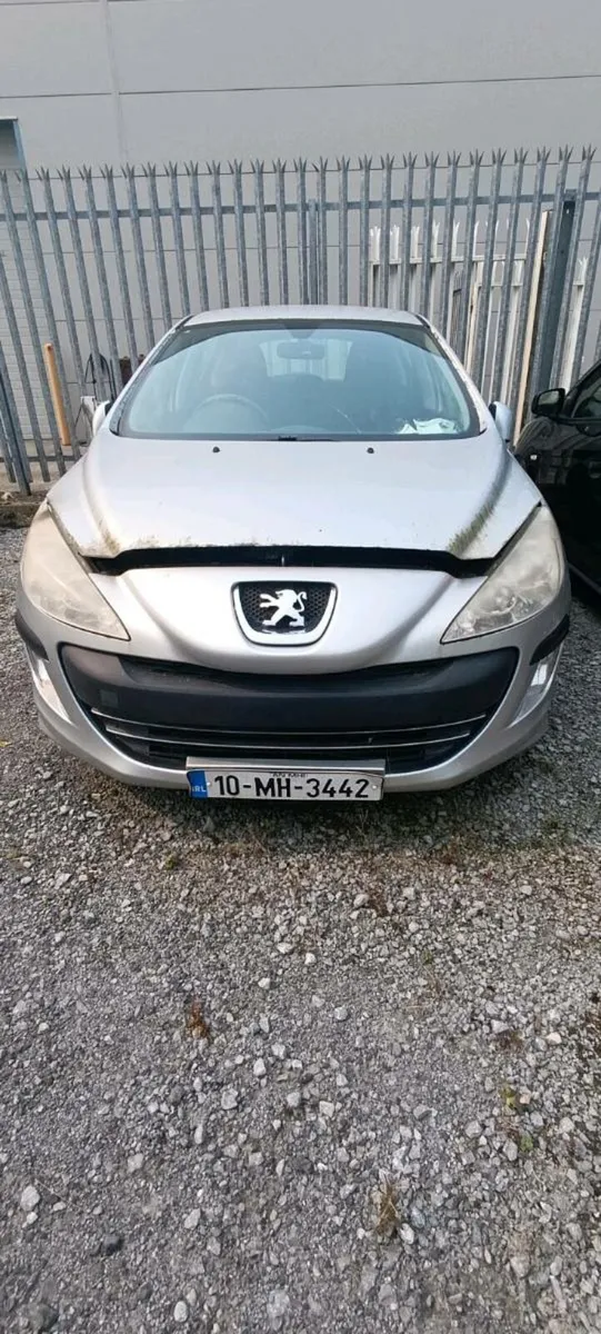 Peugeot 308 for breaking,gearbox,bonnet,bumper etc - Image 1