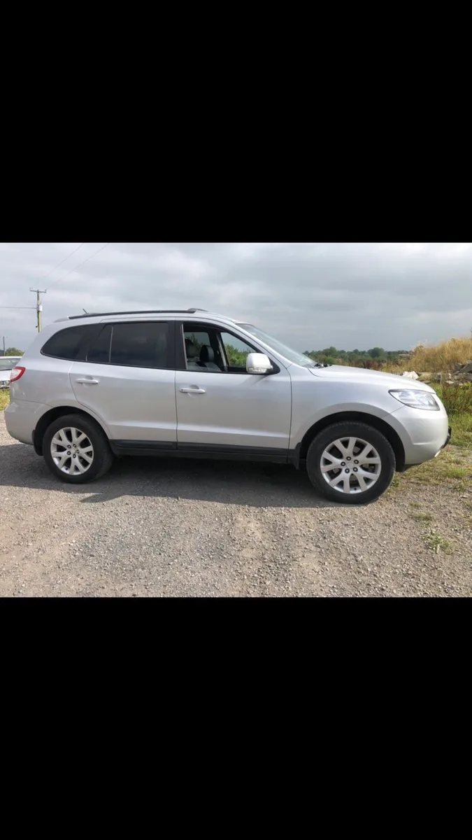 Hyundai Santa Fe - Image 3