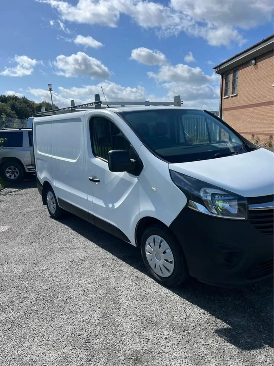 Vauxhall Vivaro 2016 - Image 2