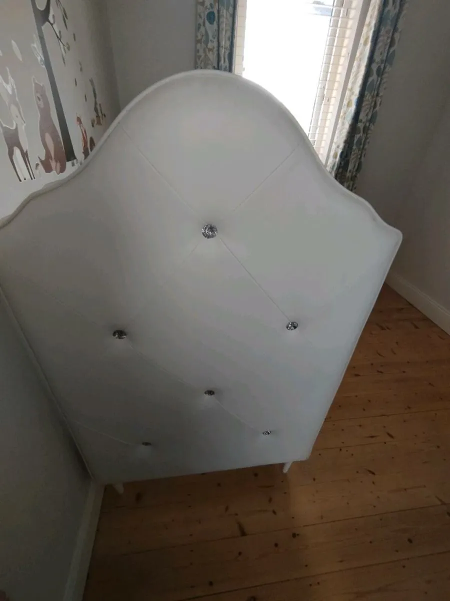 Delphine Cot bed - Leather - Image 3