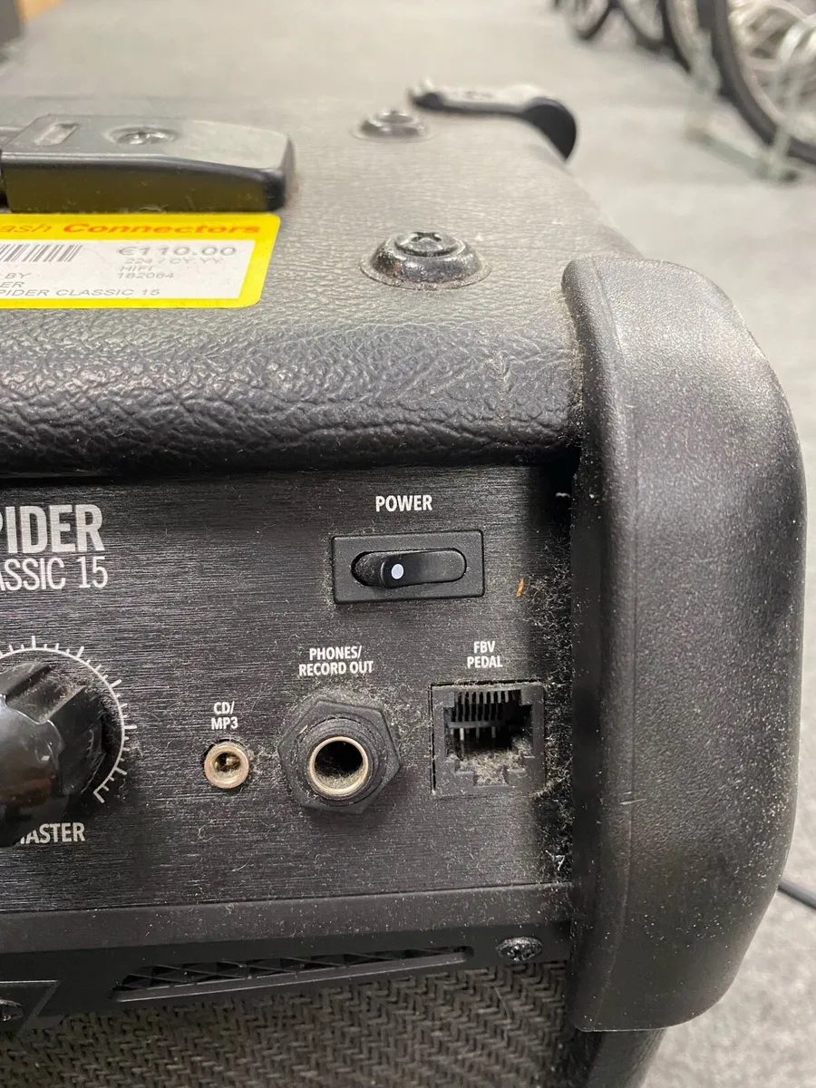 Line 6 spider Classic 15 Amplifier - Image 3