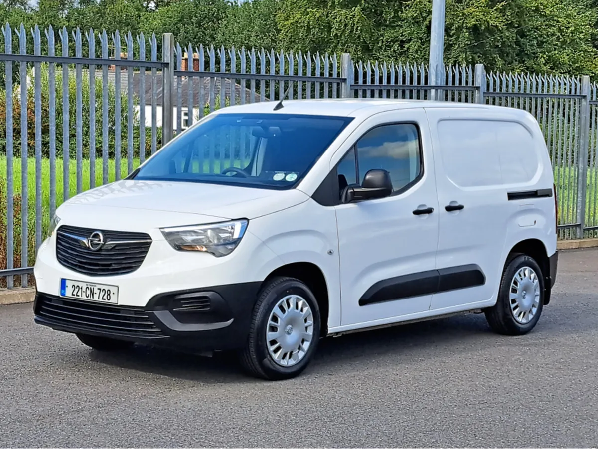 Opel Combo EDITION L1H1 1.5TD 100BHP **PLYLINED*RE - Image 4