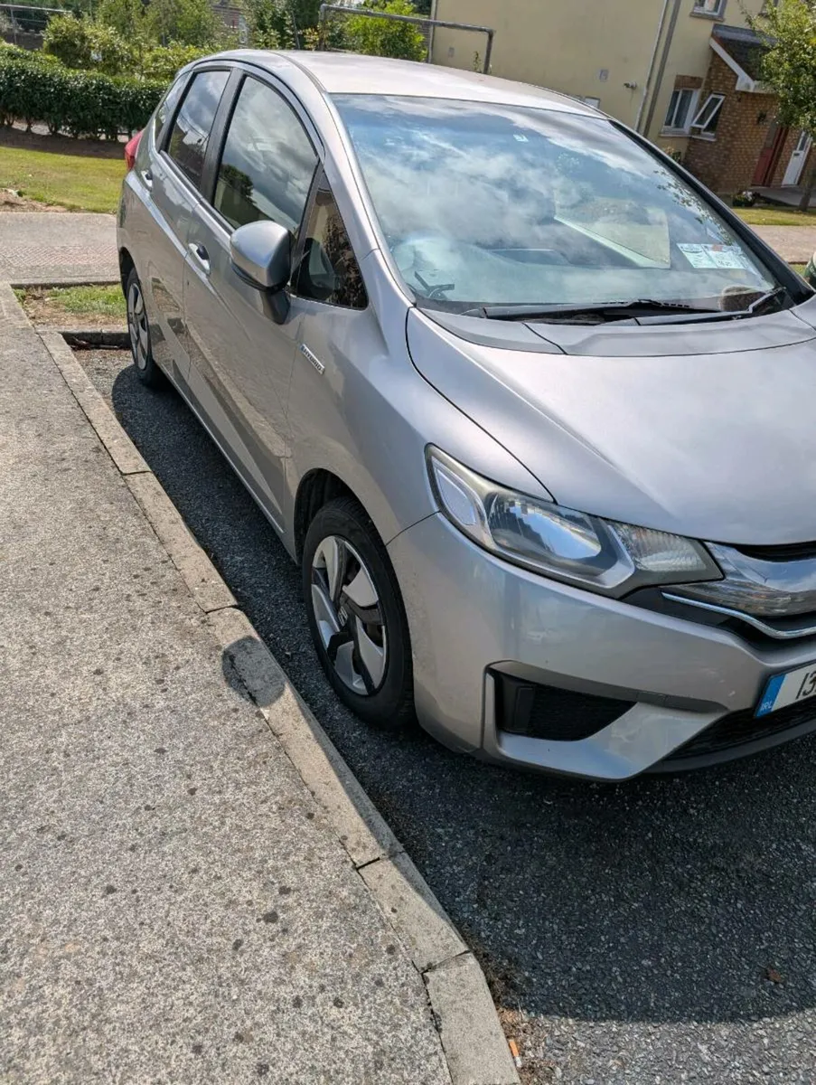 Honda Fit Hybrid 2013 - Image 1