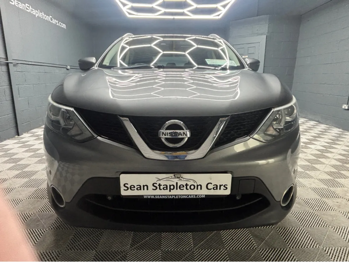 Nissan Qashqai 1.5 SV MY16 SP+NC E6 4 4DR - Image 2