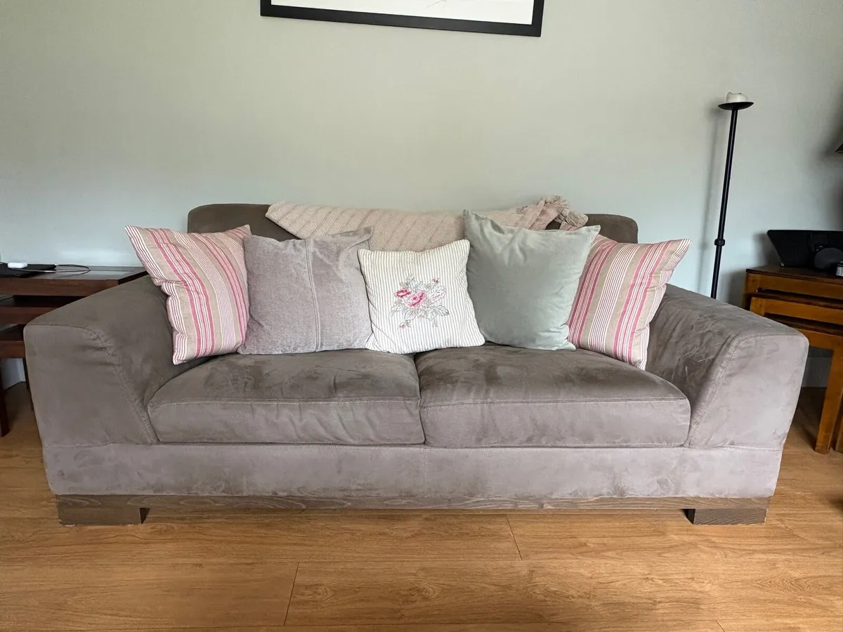 Couches - Image 1