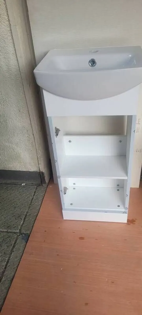 Bathroom sink with cabinet - Image 3