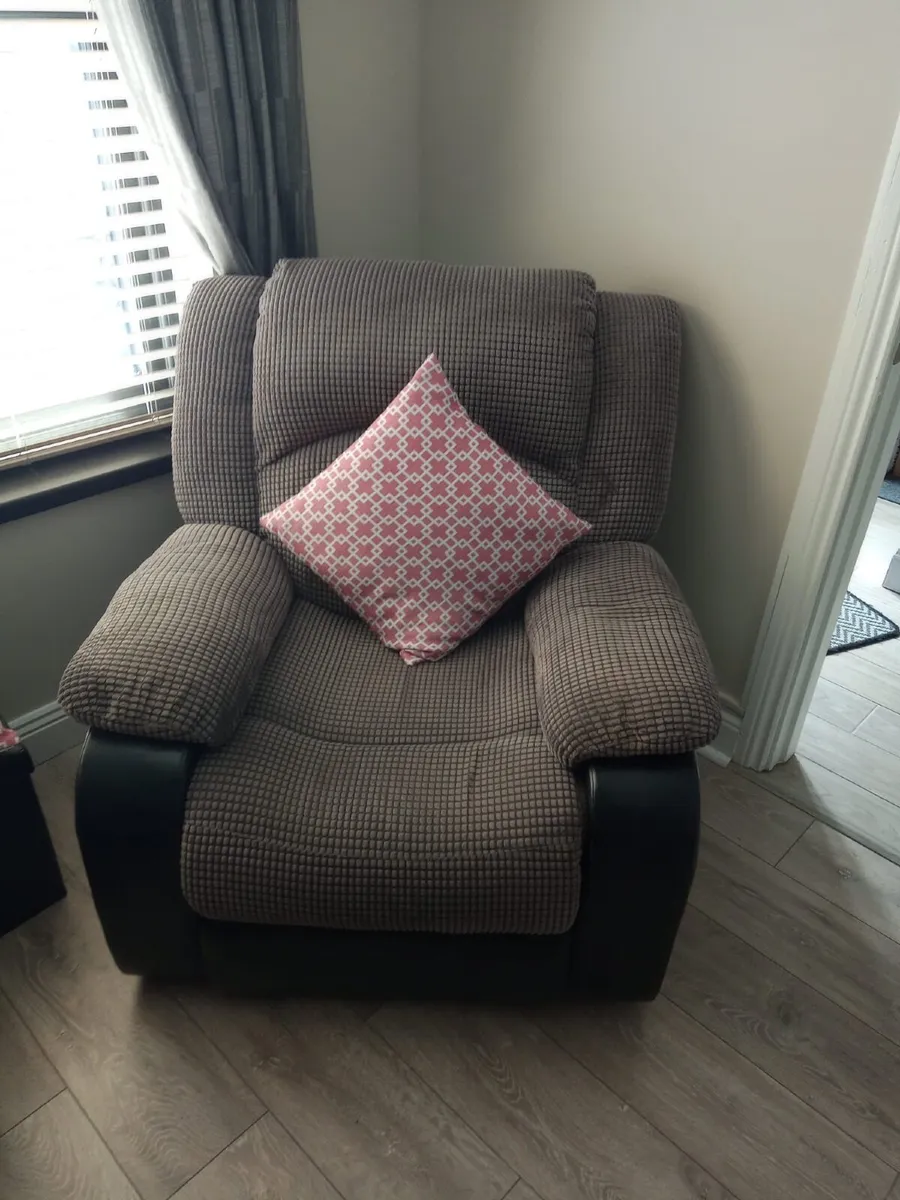 Sofa - Image 2
