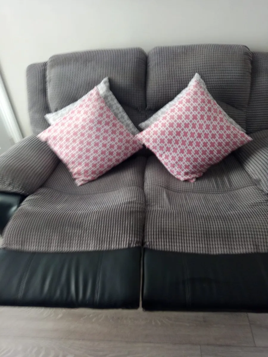 Sofa - Image 3