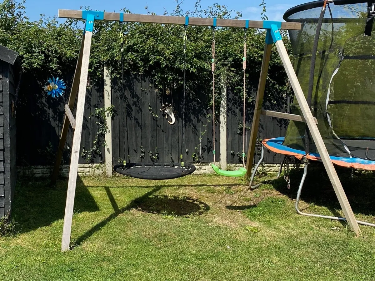 Swing set