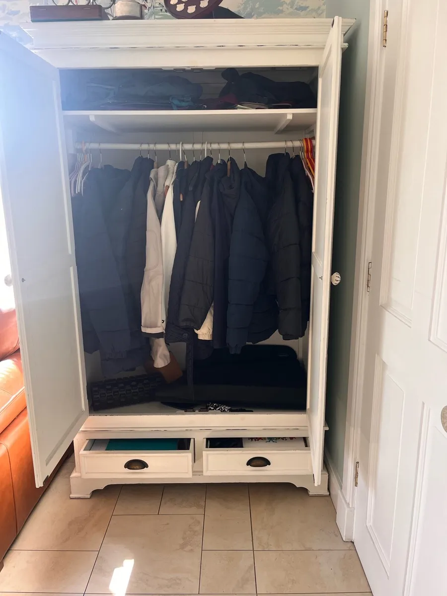 Wardrobe - Image 2