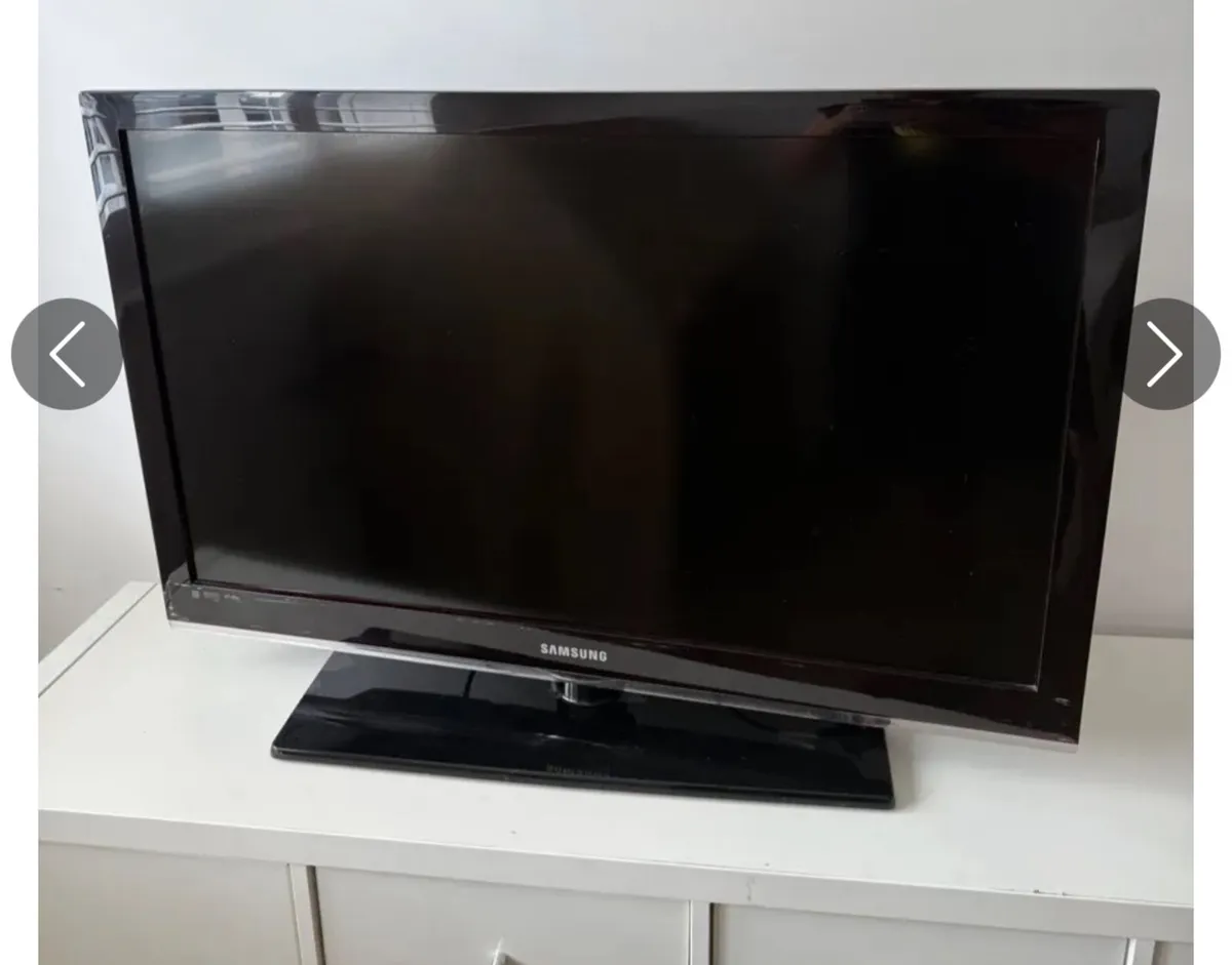 Samsung 37” tv - Image 2