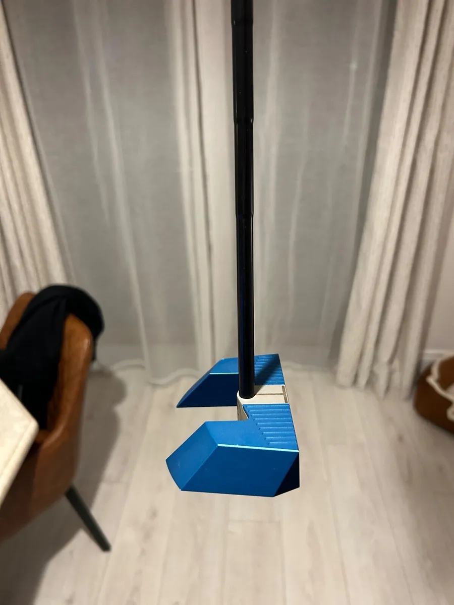 Lab Golf Mezz - Image 3