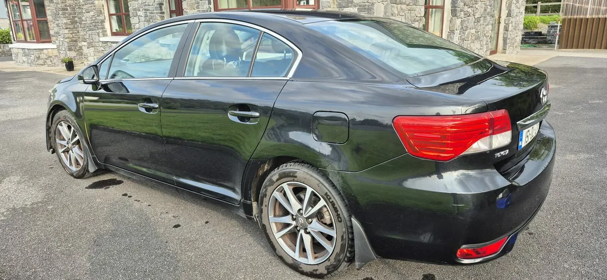 Toyota avensis - Image 3