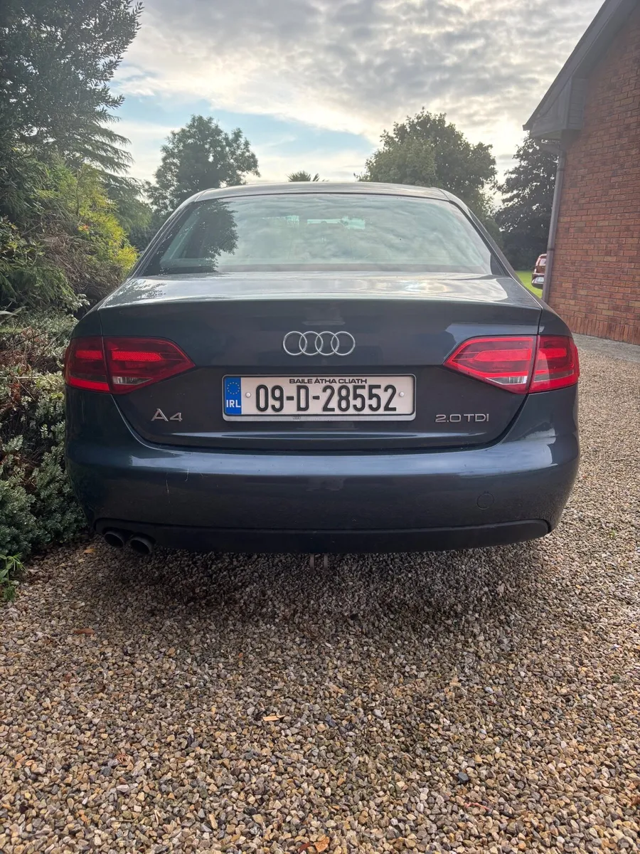 Audi A4 2009 - Image 4