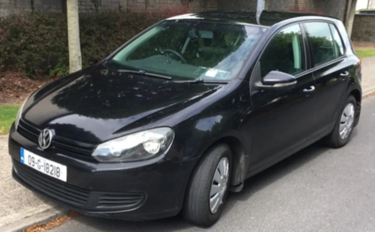 Volkswagen Golf 2009 - Image 1