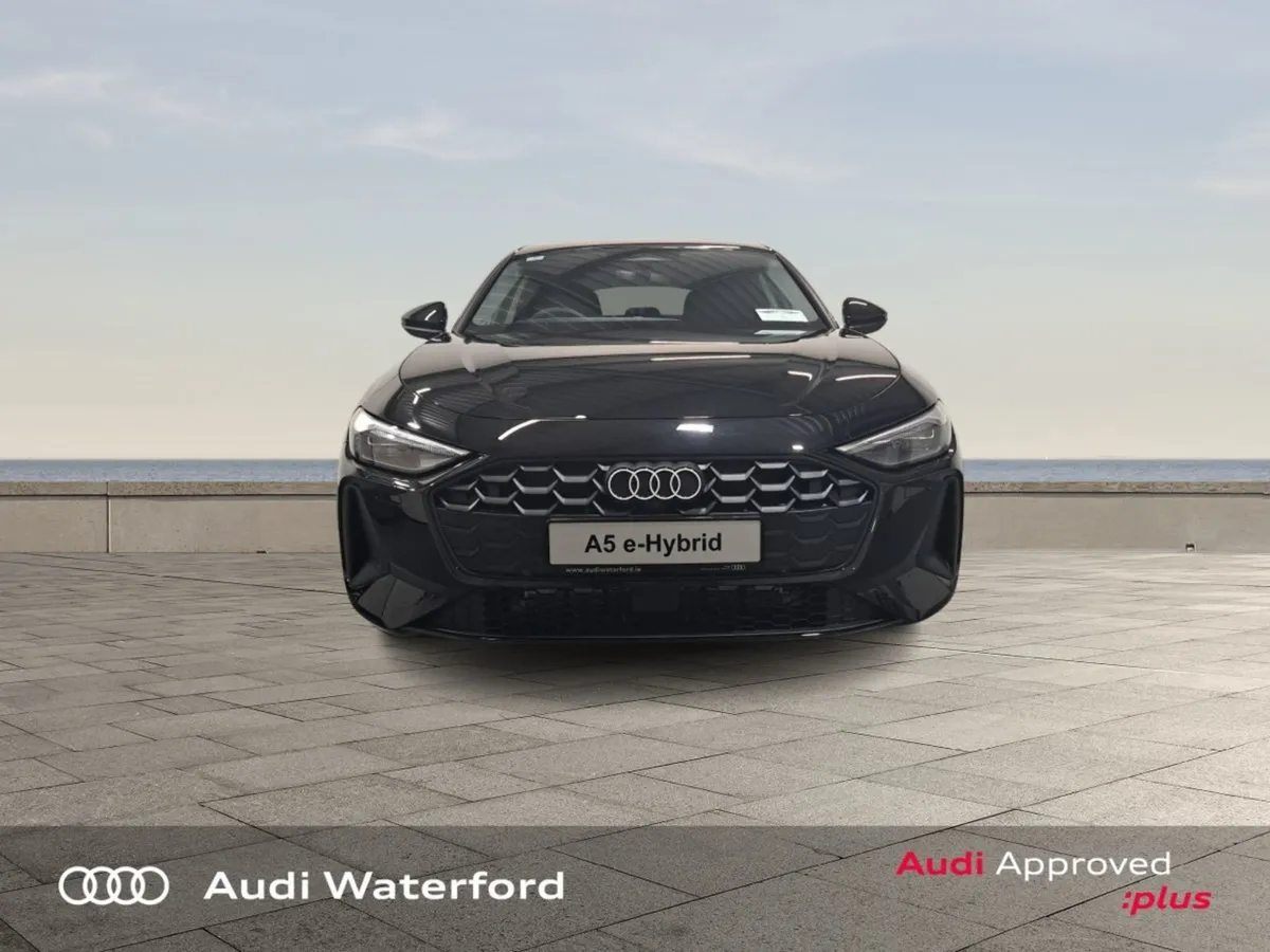 Audi A5 E Hybrid Quattro 220 KW SE - Image 3