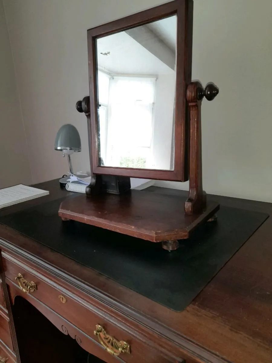 Mirror for dressing table - Image 1
