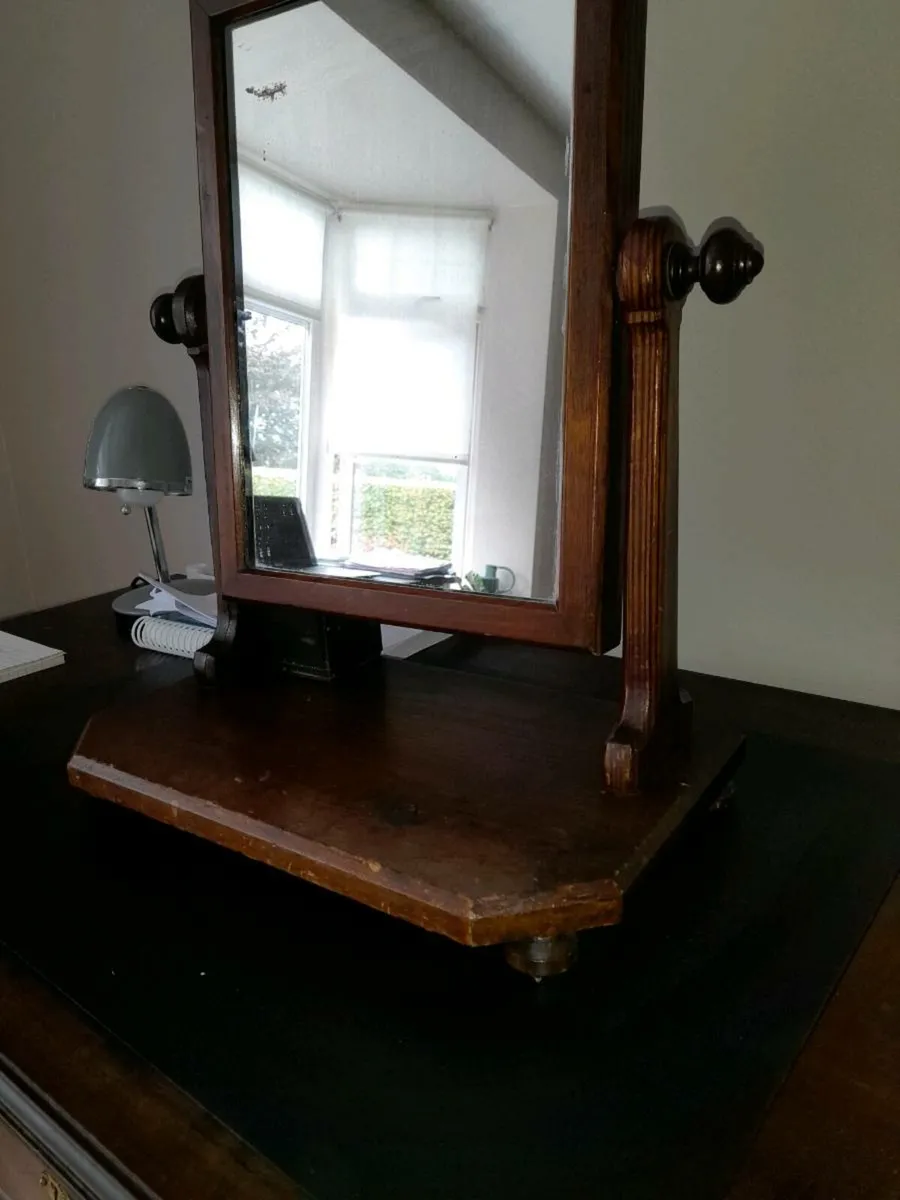 Mirror for dressing table - Image 2