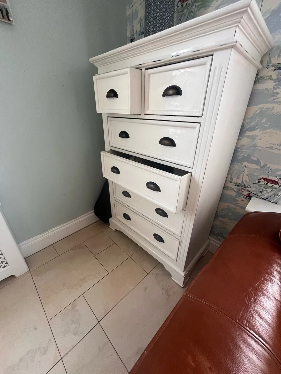 Chest of Drawers - Image 1