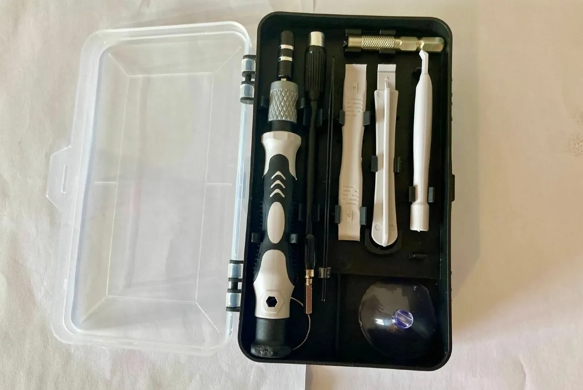 115-in-1 Magnetic Screwdriver Repair Kit - Image 1