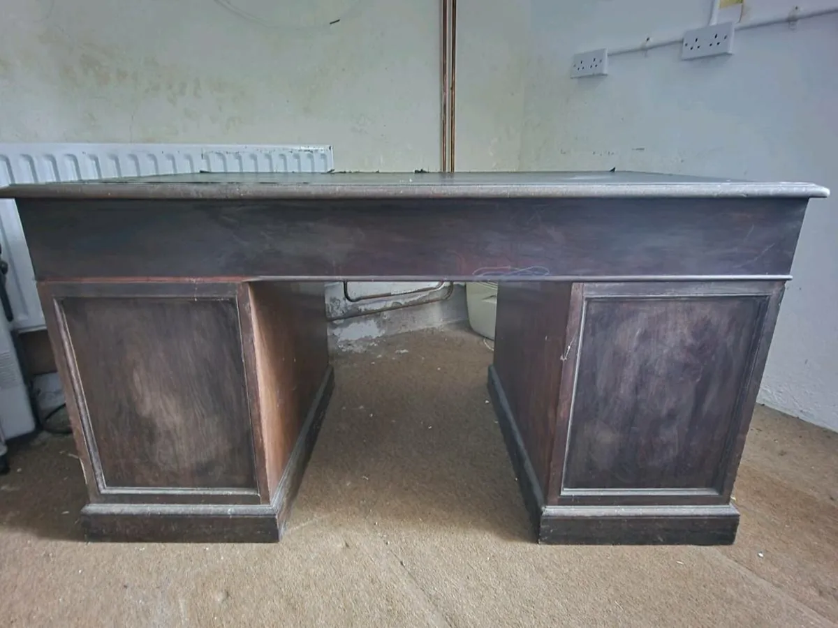 Desk - Image 1