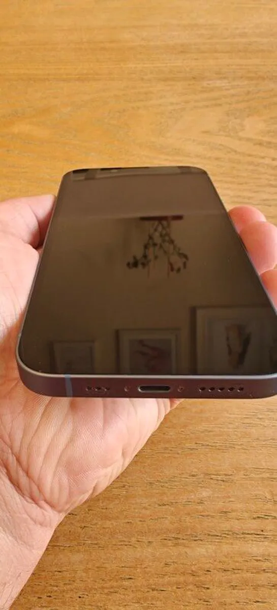 iPhone 14, perfect condition! - Image 2