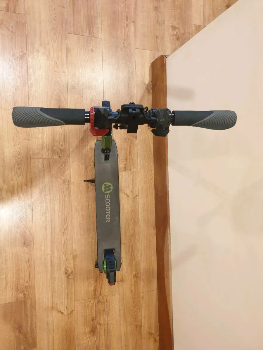 Megawheels S1 electric foldable scooter - Image 2