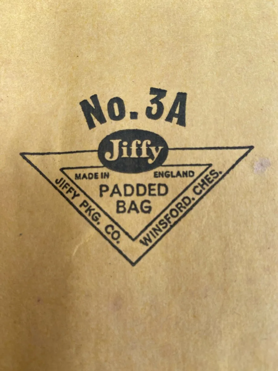 Padded envelope - Image 3
