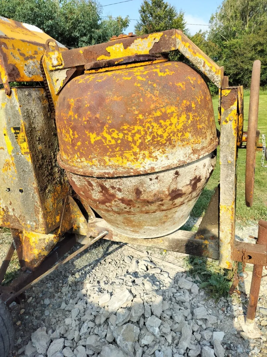 Diesel cement mixer Winget 175t - Image 1