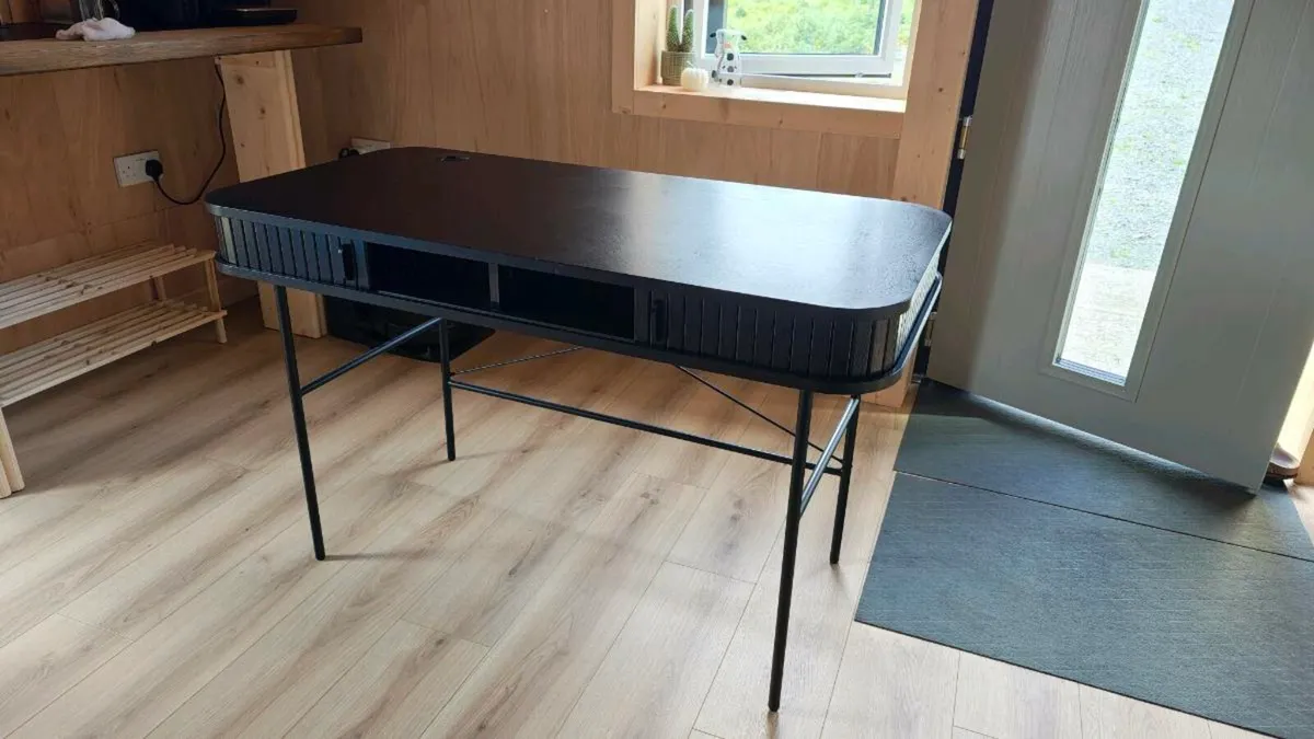 Black vanity/desk - Image 2