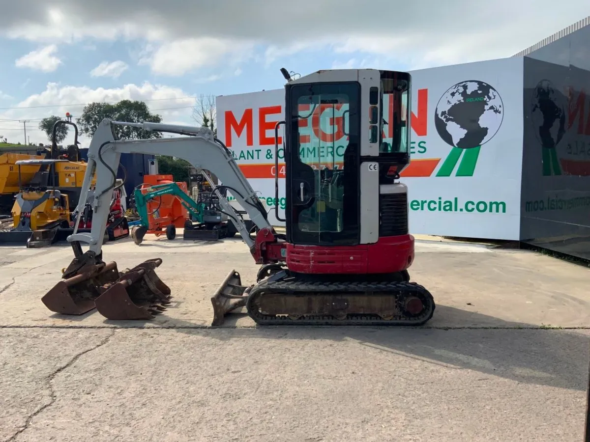 2006 TAKEUCHI TB23r ZERO TAIL MINI DIGGER. - Image 3