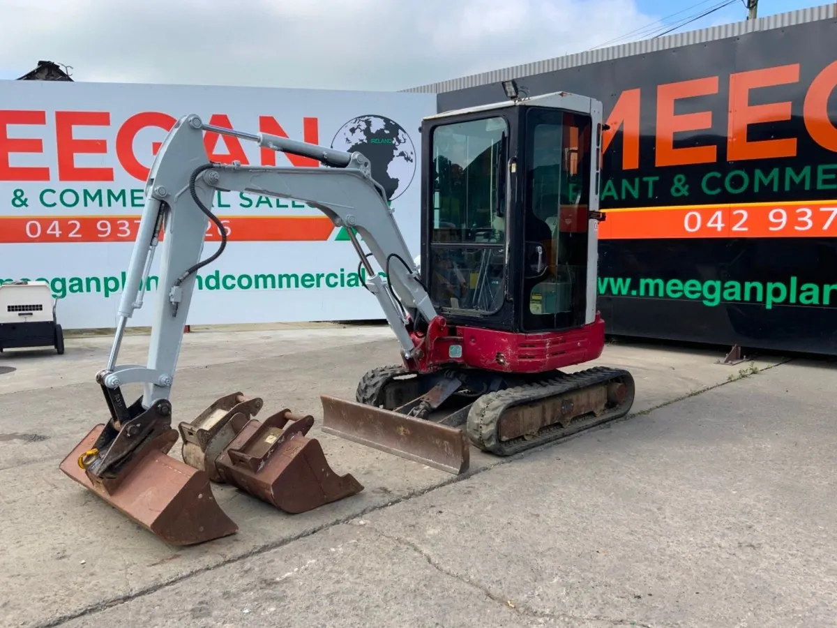 2006 TAKEUCHI TB23r ZERO TAIL MINI DIGGER. - Image 1