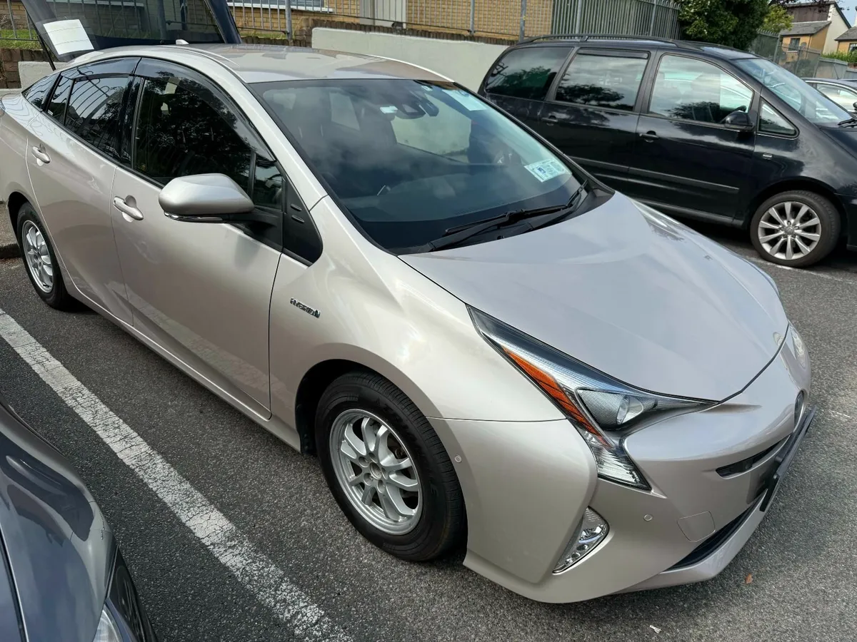Toyota Prius 2018 - Image 3
