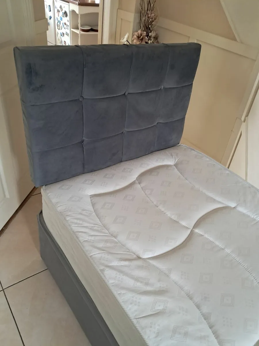 Single bed - Image 3