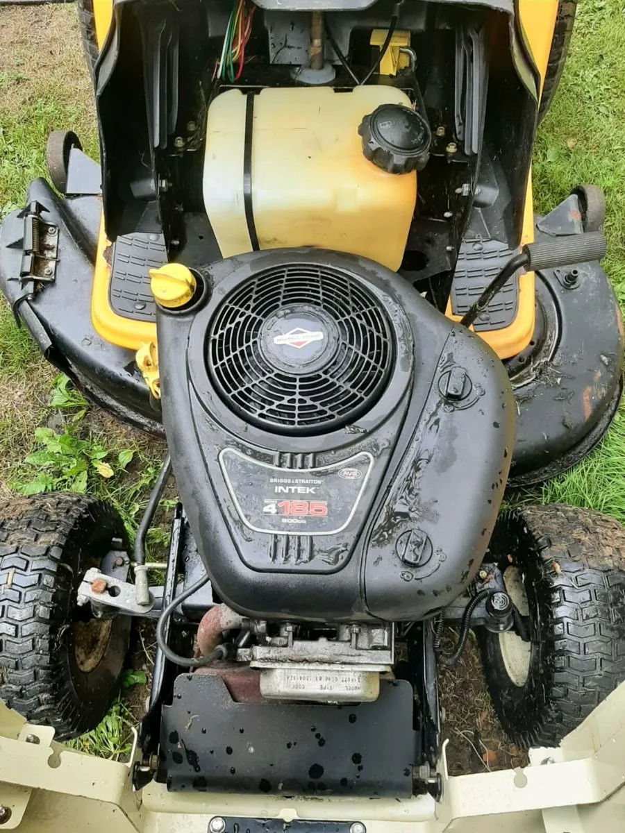 Cub cadet ride on mower - Image 4