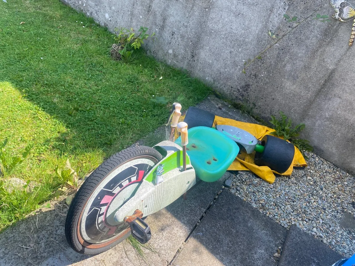 Green machine - Image 1
