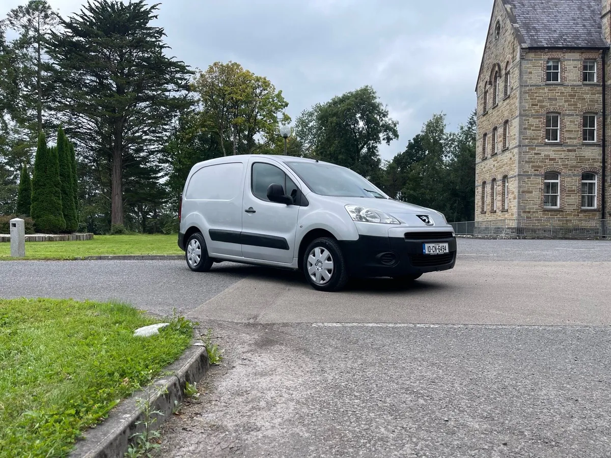 Peugeot partner 1.6 HDI 3 seater doe 04/26TAX01/26 - Image 1