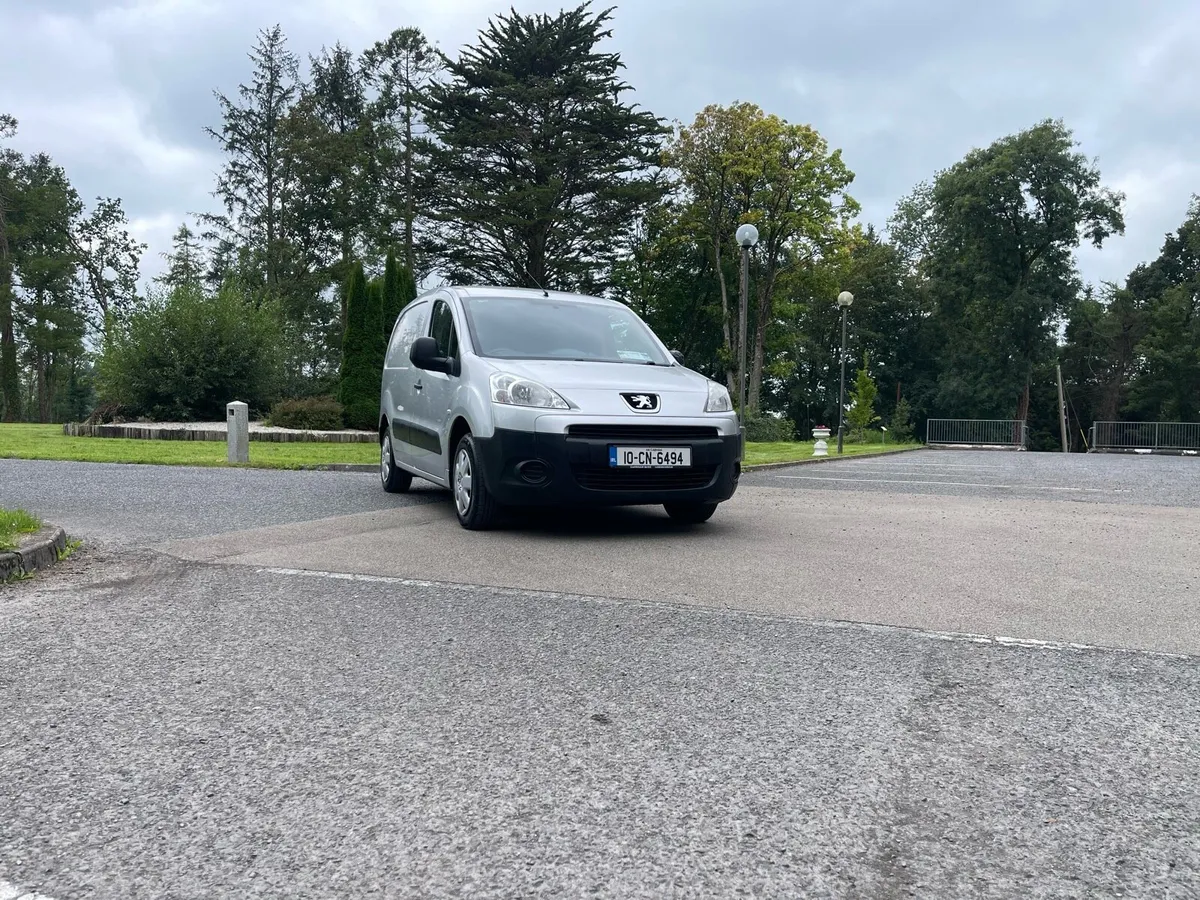 Peugeot partner 1.6 HDI 3 seater doe 04/26TAX01/26 - Image 2