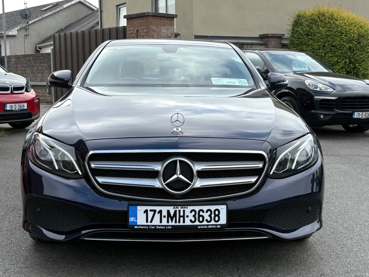 171 Mercedes-Benz E220 Auto *Great Condition* - Image 2
