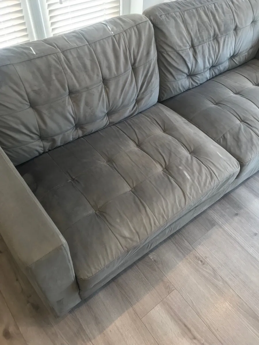 Modern 3 seater couch - Image 2