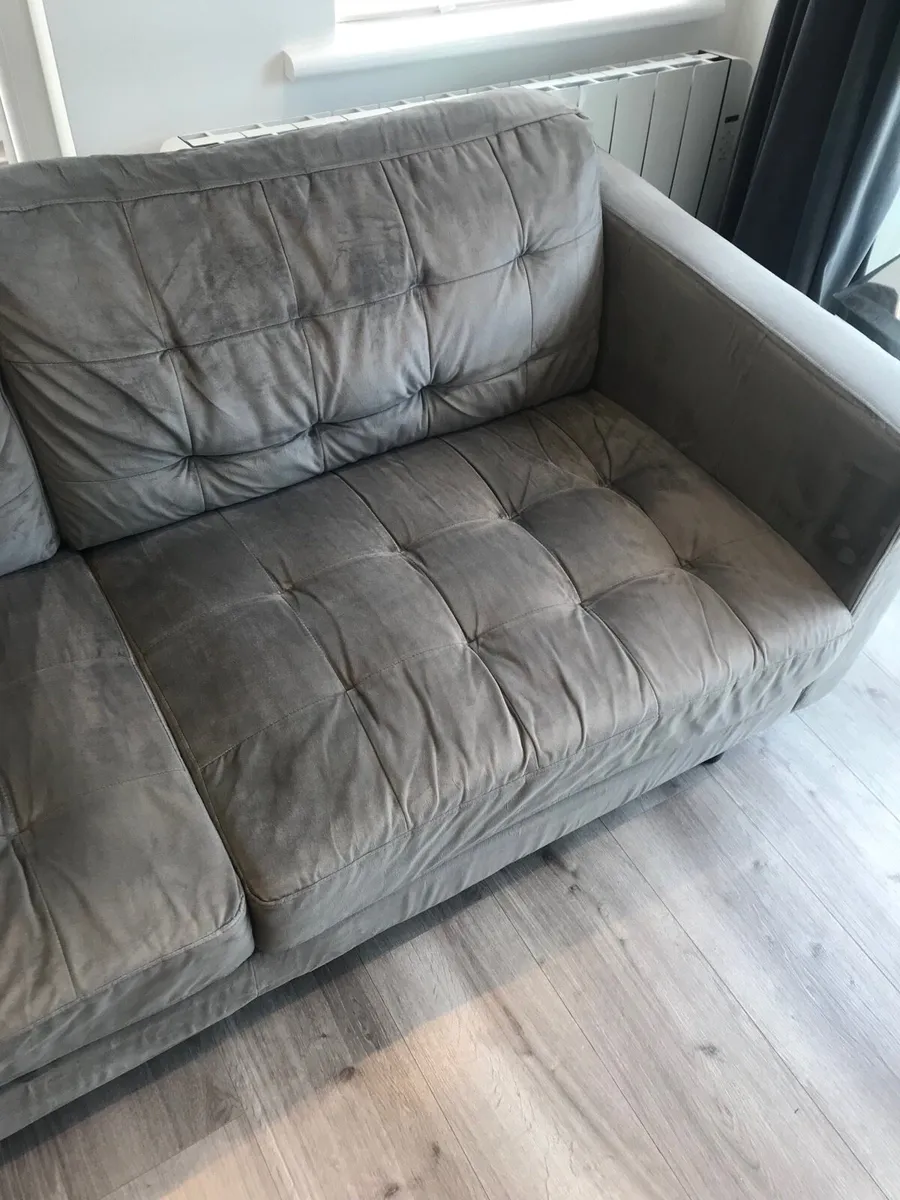 Modern 3 seater couch - Image 3