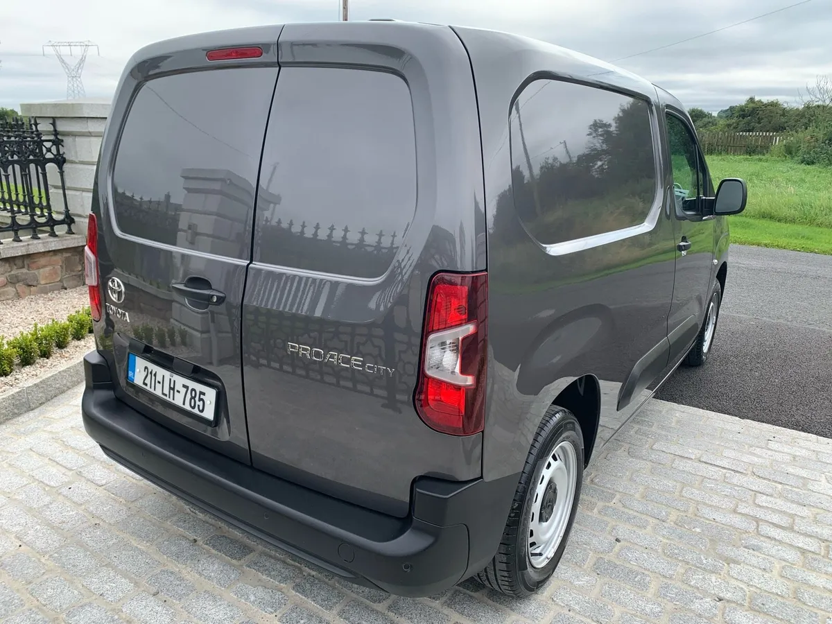 Toyota Proace city 2021 - Image 4