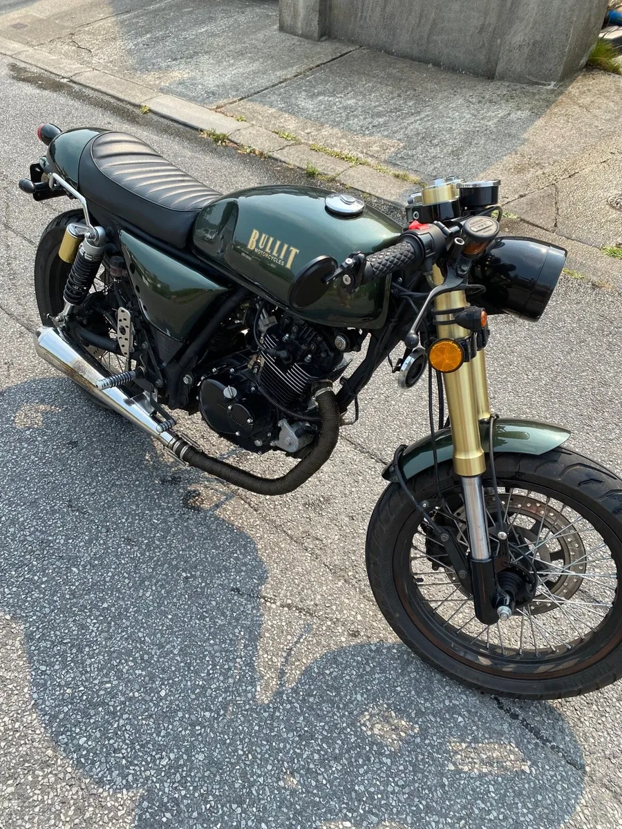 Bullit Spirit 125cc Cafe Racer - Image 1
