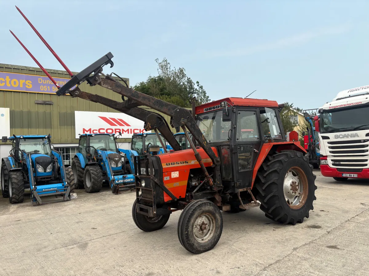 Ursus 475 and loader - Image 1