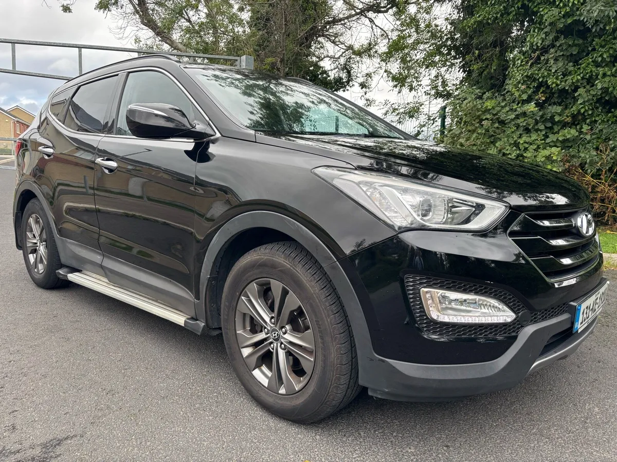 131 HYUNDAI SANTA FE NCT 08/26 - Image 2