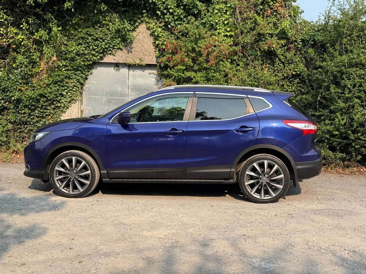 Nissan Qashqai 171 Premium - Image 3