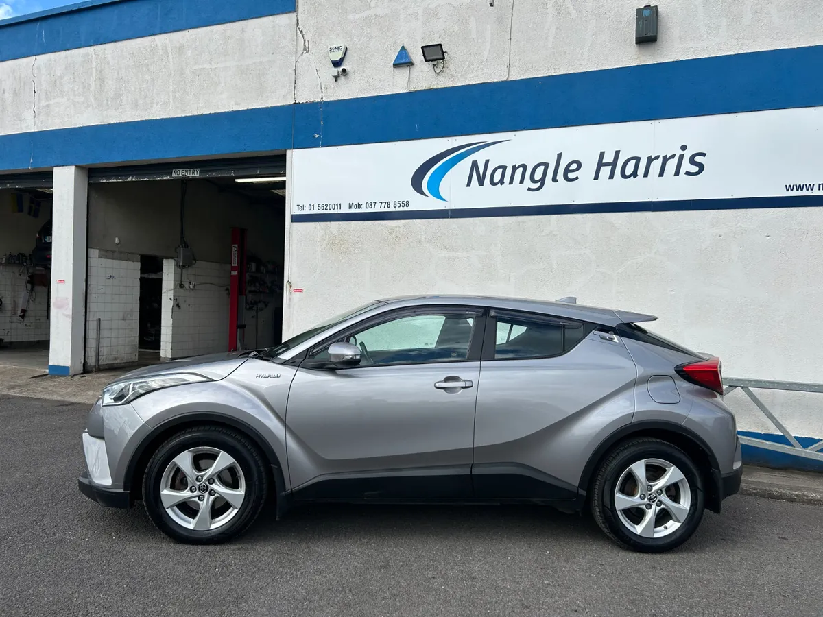 Toyota C-HR NCT 07/27 - Image 2